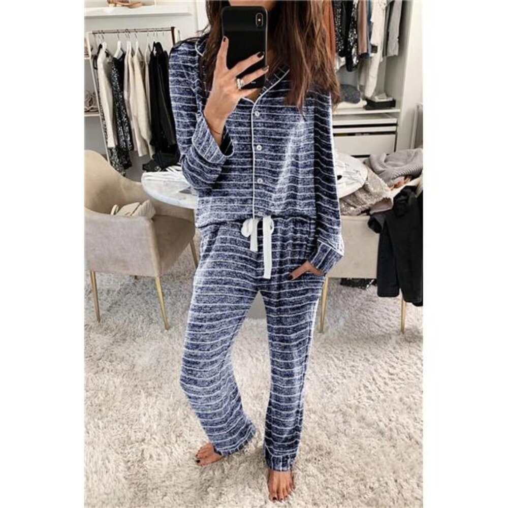 Women's Long Sleeve Pajama Set: Button-Down Sleepwear - Picture 2 of 7